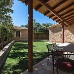 Stone House Messinia * Málta