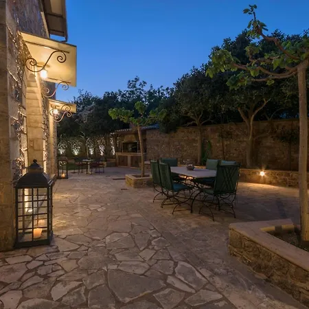 別荘 Stone House Messinia Málta