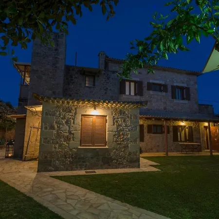 Ferienhaus Stone House Messinia *