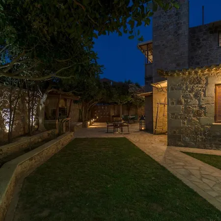 Stone House Messinia Ferienhaus *